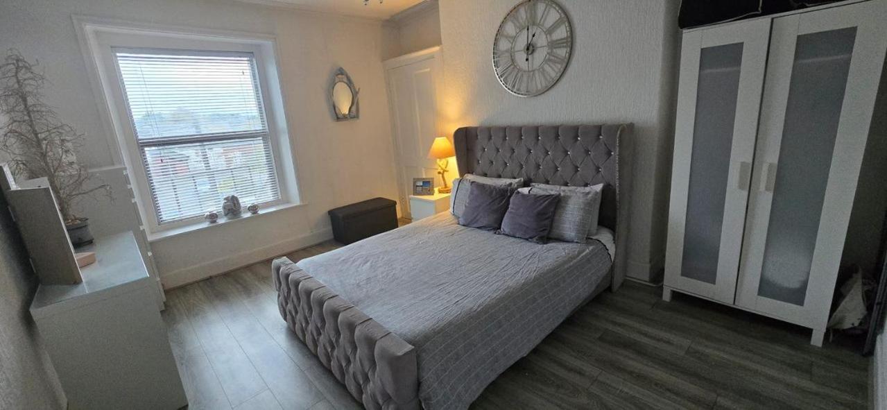 Harbour View Apartment Rhos-on-Sea Exterior photo