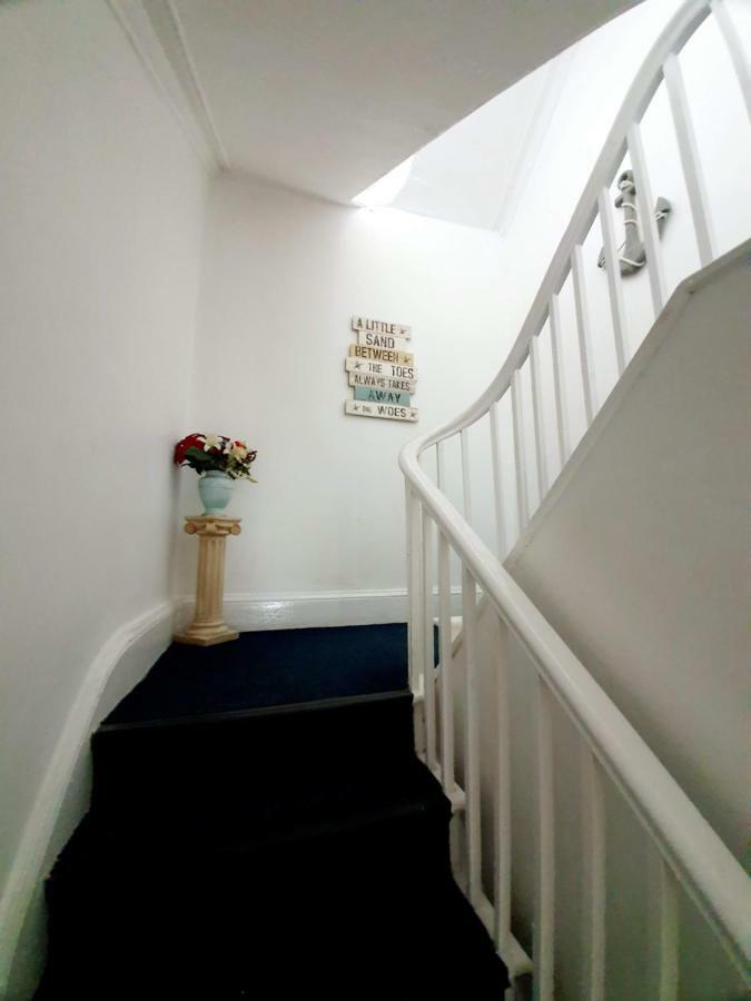 Harbour View Apartment Rhos-on-Sea Exterior photo